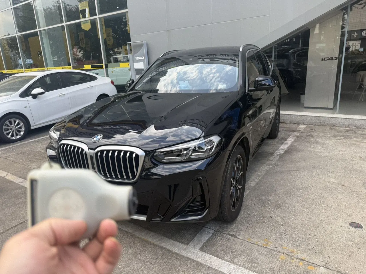 Open image lightbox: BMW 2023 X3 xDrive25i 2.0T M sports suit automatic gear
