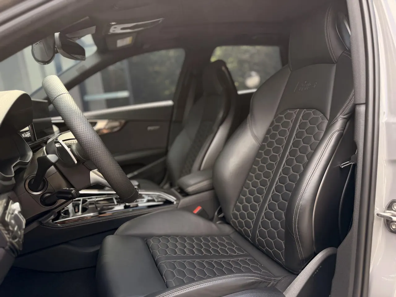 Audi RS4 (Imported) 2023 RS4 Avant 2.9TFSI Obsidian Edition Automatic Gear 12