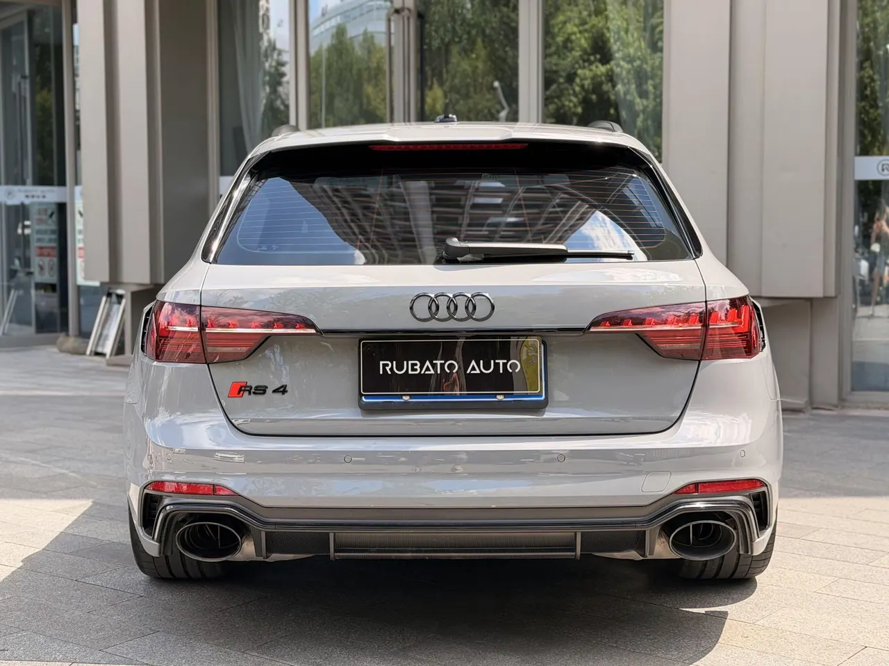 Audi RS4 (Imported) 2023 RS4 Avant 2.9TFSI Obsidian Edition Automatic Gear 5
