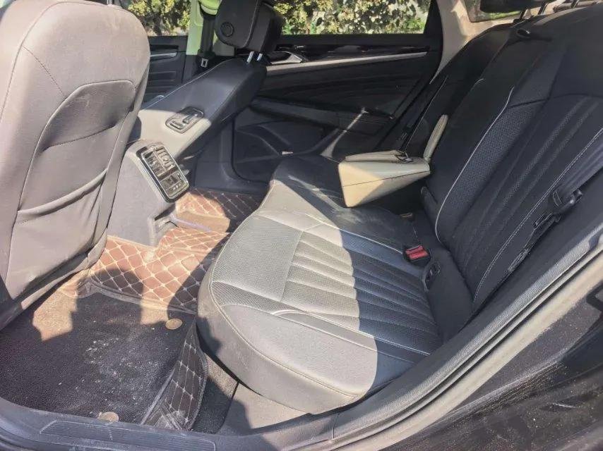 Volkswagen 2024 Passat 2.0TSI 330TSI Elite Edition Automatic 3