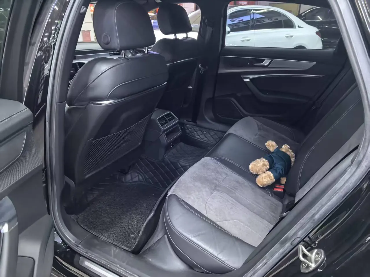 Audi 2020 A6L 2.0TFSI 40TFSI Deluxe Dynamic Automatic 4