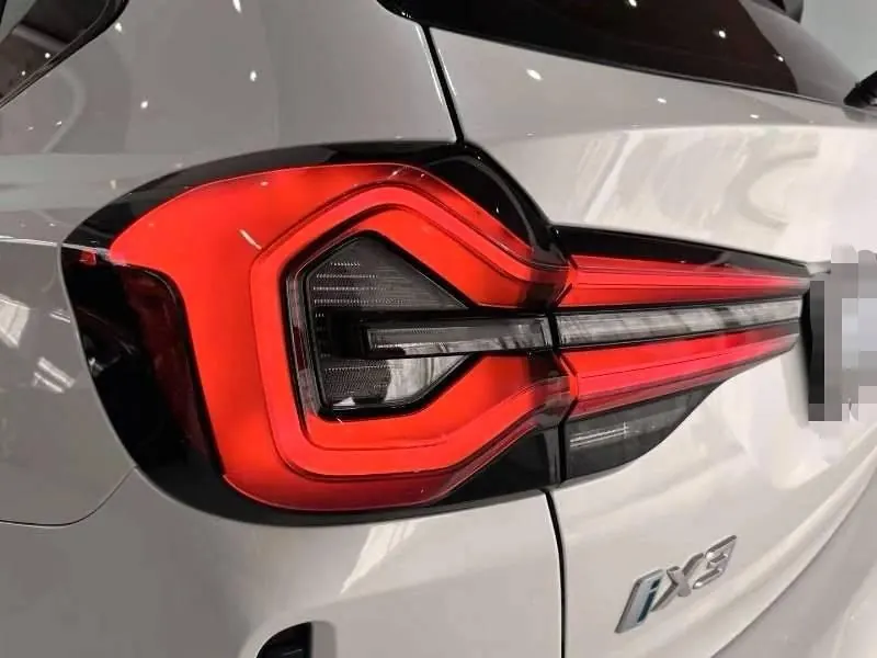 BMW 2023 iX3 Creat Collar Automatic 3