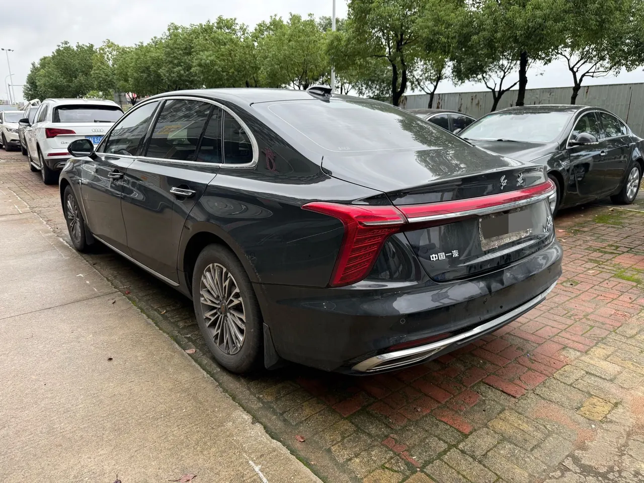HongQi 2024 H5 1.5T Zhilian Flag Rhyme Edition Automatic Gear 3