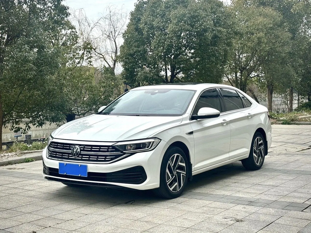 Open image lightbox: Volkswagen 2024 Sagittarius 1.5TSI 300TSI Exceed Edition Automatic Gear