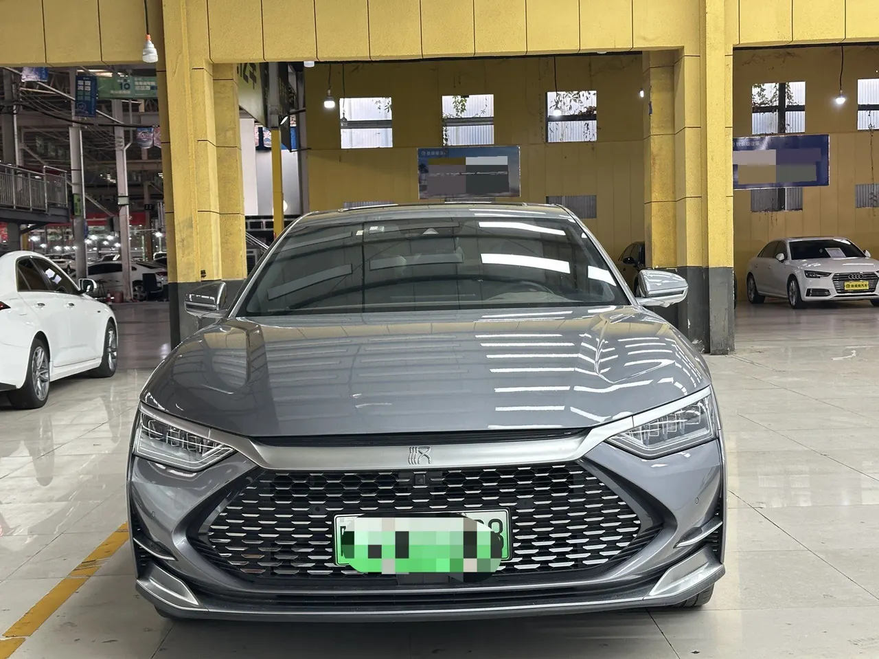 BYD 2020 Han DM 2.0T 4-wheel drive performance version noble automatic gear 2