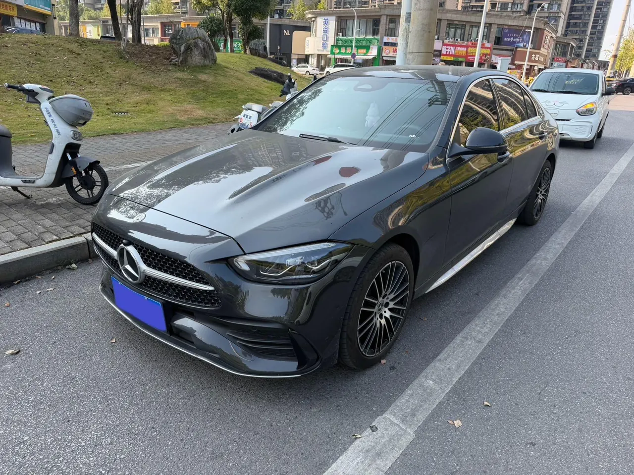 Открыть галерею: Mercedes Benz Class C 2024 C 260 L 48V 1.5T (Change 3) Automatic