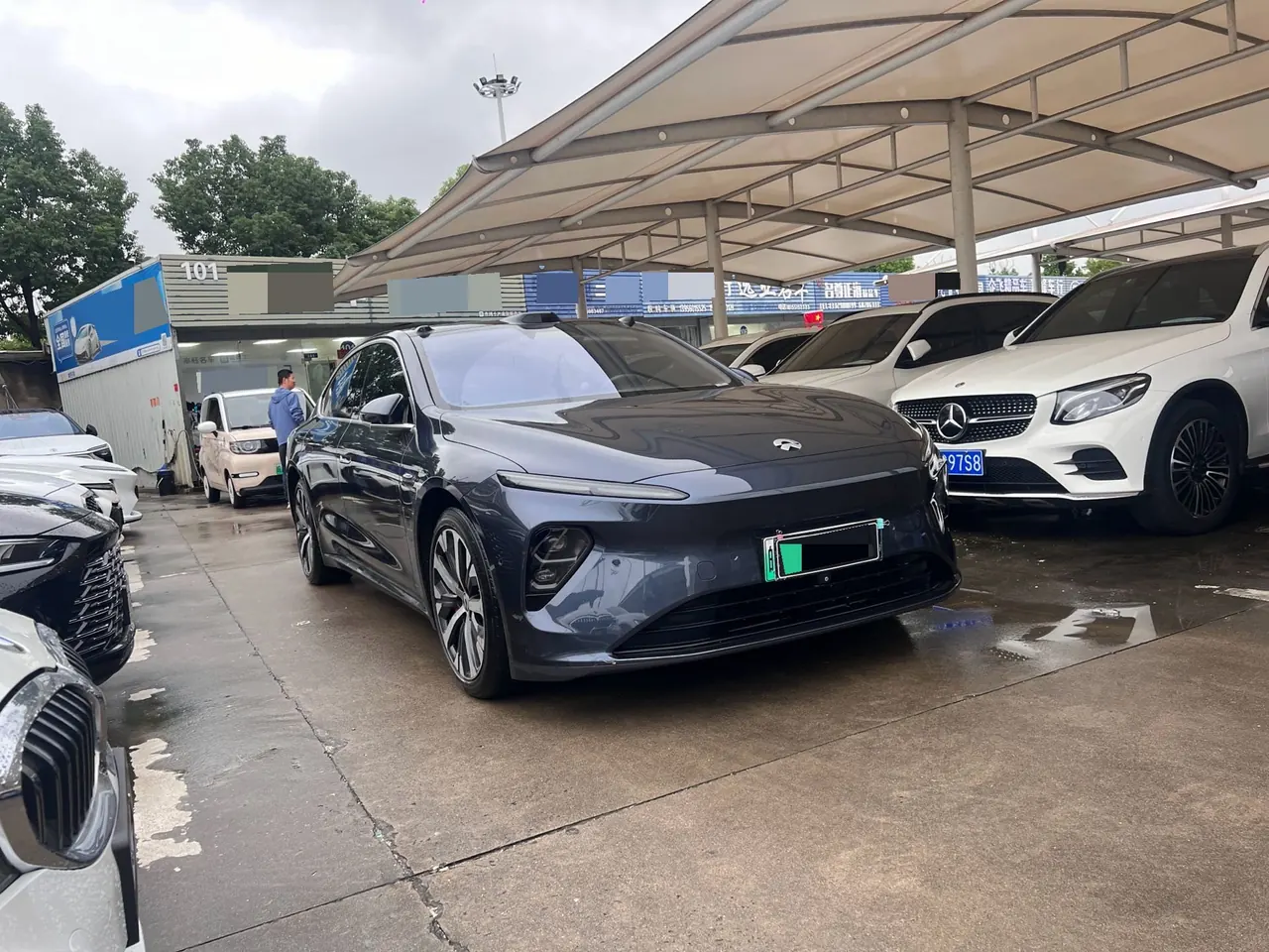 NIO 2021 ET 7 100kWh First Edition Automatic Gear 3