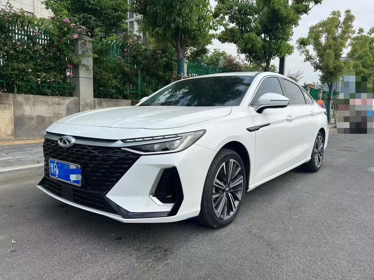 Open image lightbox: Chery 2025 Erez 8 1.6T Intelligent Automatic Gear