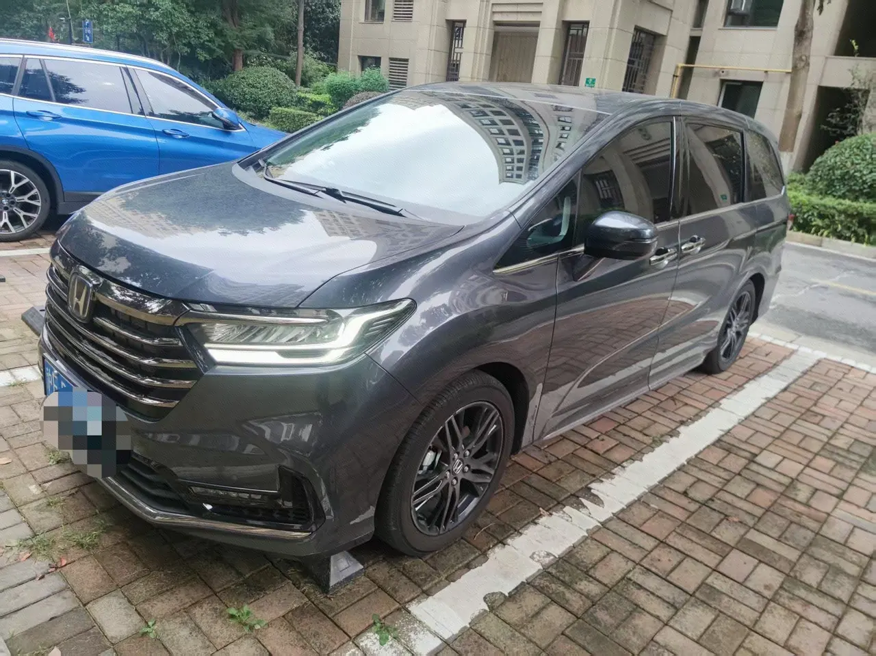 Открыть галерею: Honda 2022 Odyssey Hybrid 2.0 Stepless Sharp and Glory Edition Automatic Gear