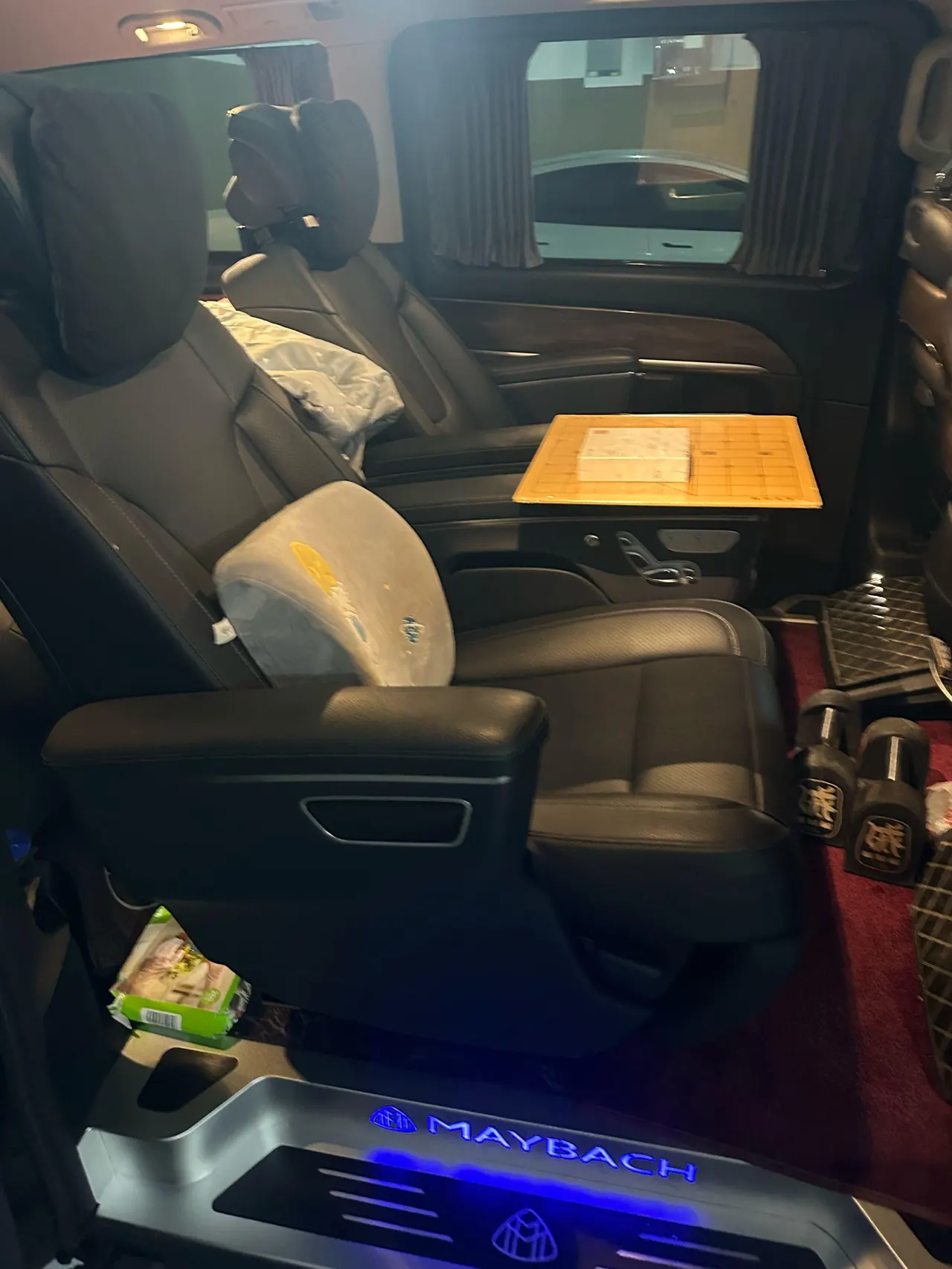 Mercedes Benz V 2020V 260 L 2.0T Deluxe Edition Automatic Gear 10