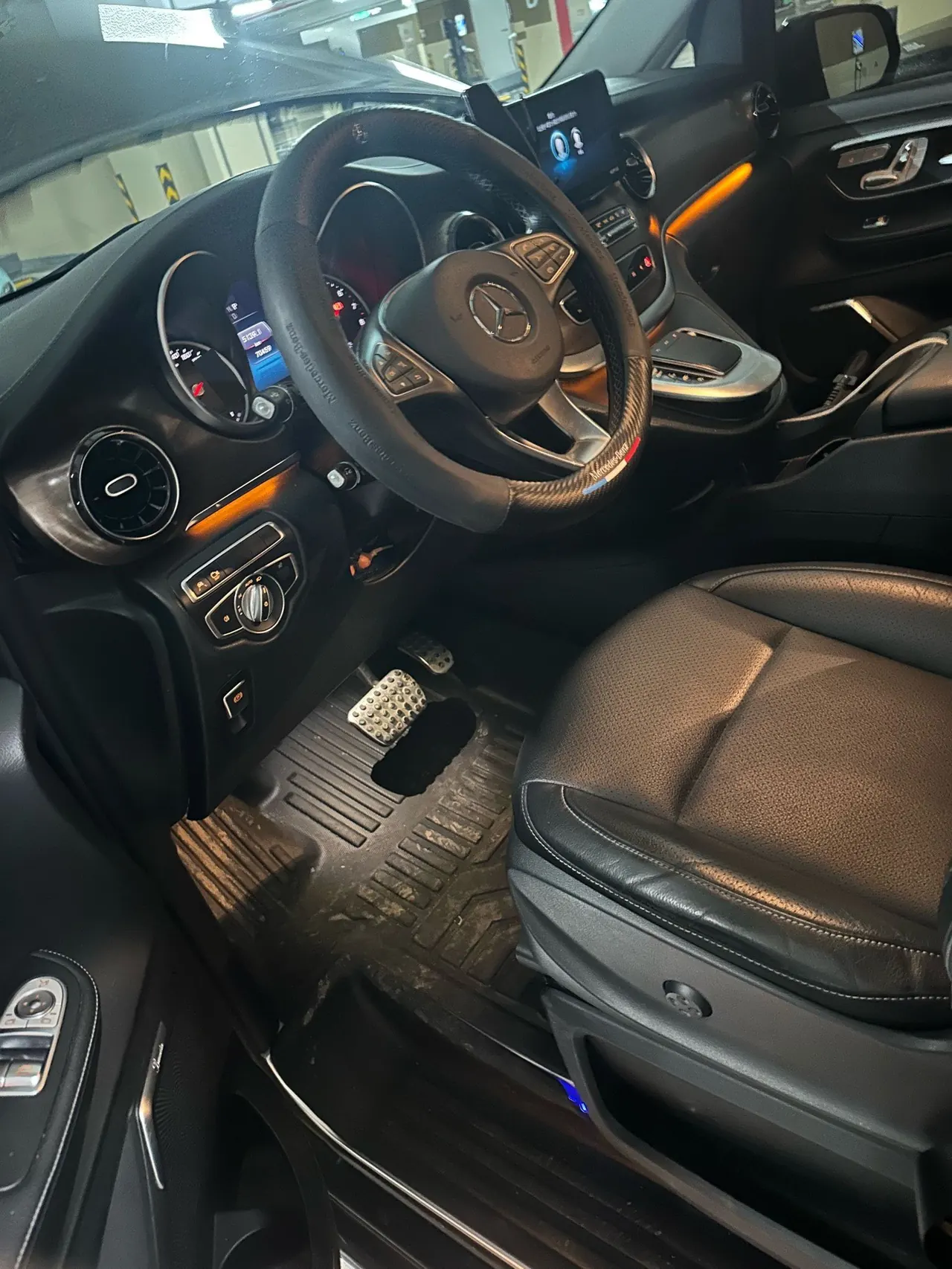 Mercedes Benz V 2020V 260 L 2.0T Deluxe Edition Automatic Gear 6