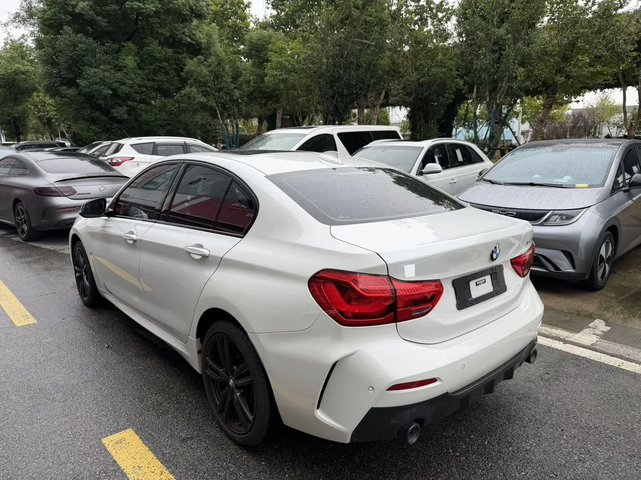 BMW 1 Series 2022 125i 2.0T M Sports Obsidian Night Edition Automatic Gear 6
