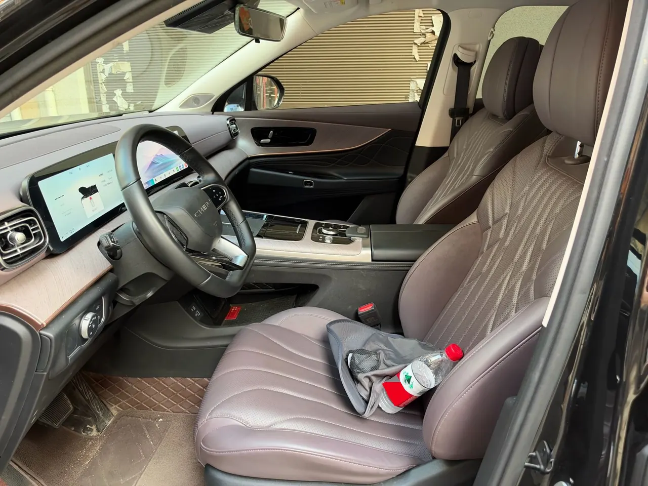 Chery 2025 Ruihu 9 C- DM 1.5T 106KM Yuexiang Edition 7-seat lithium iron phosphate automatic gear 3