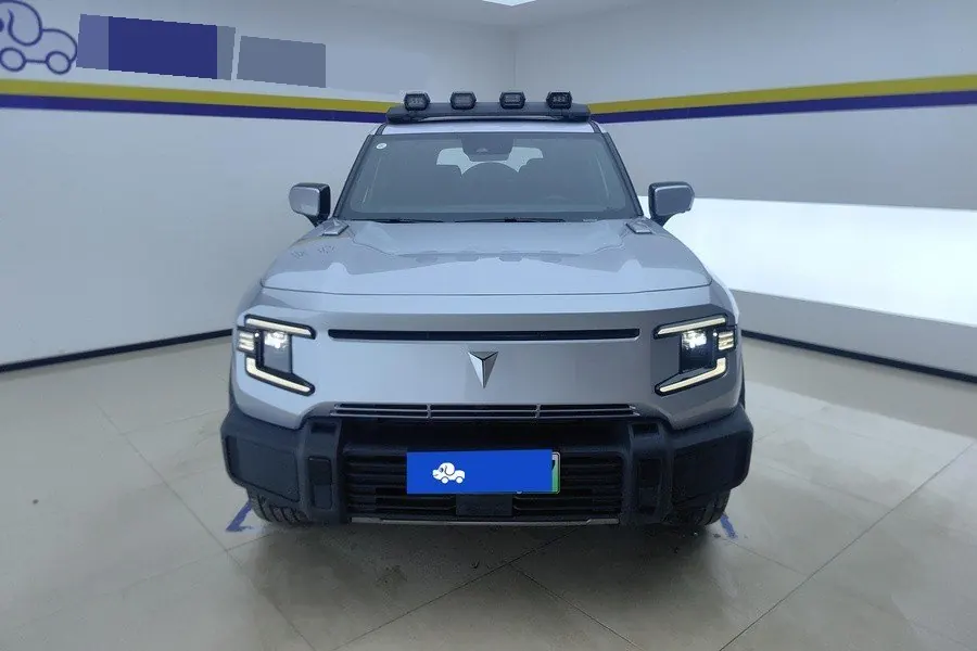 ChangAn Deepal 2024 G318 four-wheel drive air suspension version of automatic gear 3