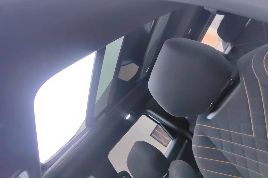 ChangAn Deepal 2024 G318 four-wheel drive air suspension version of automatic gear 6