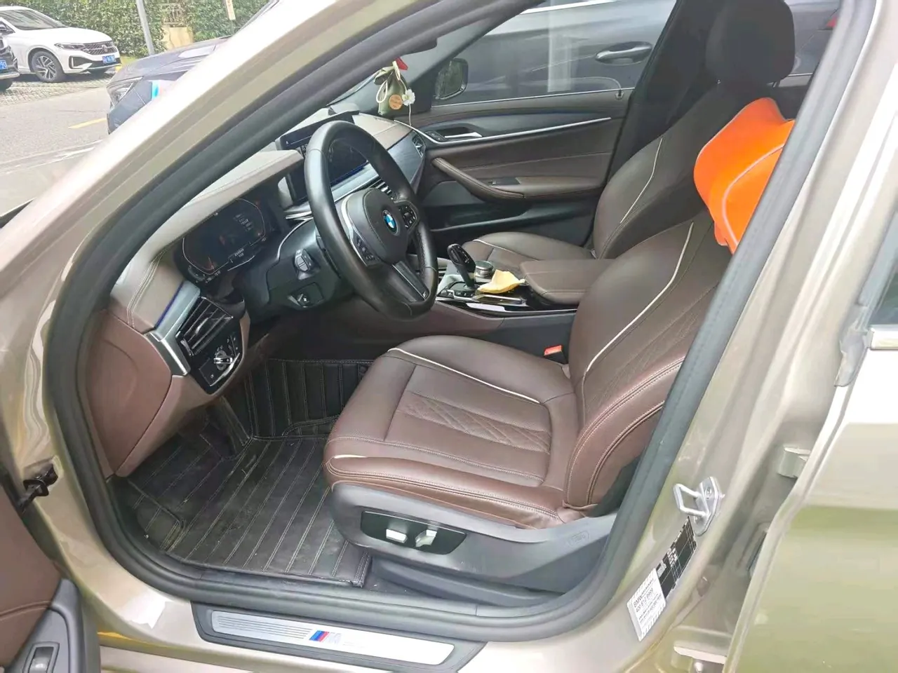 BMW 5 Series 2021 530Li 2.0T Leading M Sports Suit Automatic Gear 3