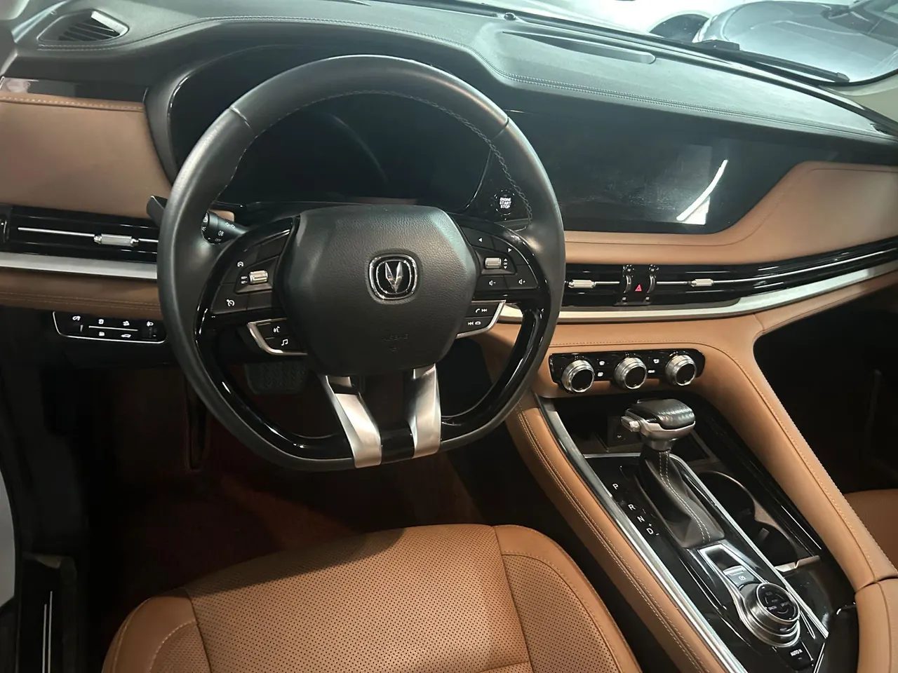 ChangAn 2021 CS95 2.0T 4-wheel drive luxury automatic gear 8