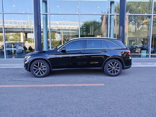 Mercedes Benz 2022 GLC 260 L 4MATIC 2.0T Luxury Automatic 5