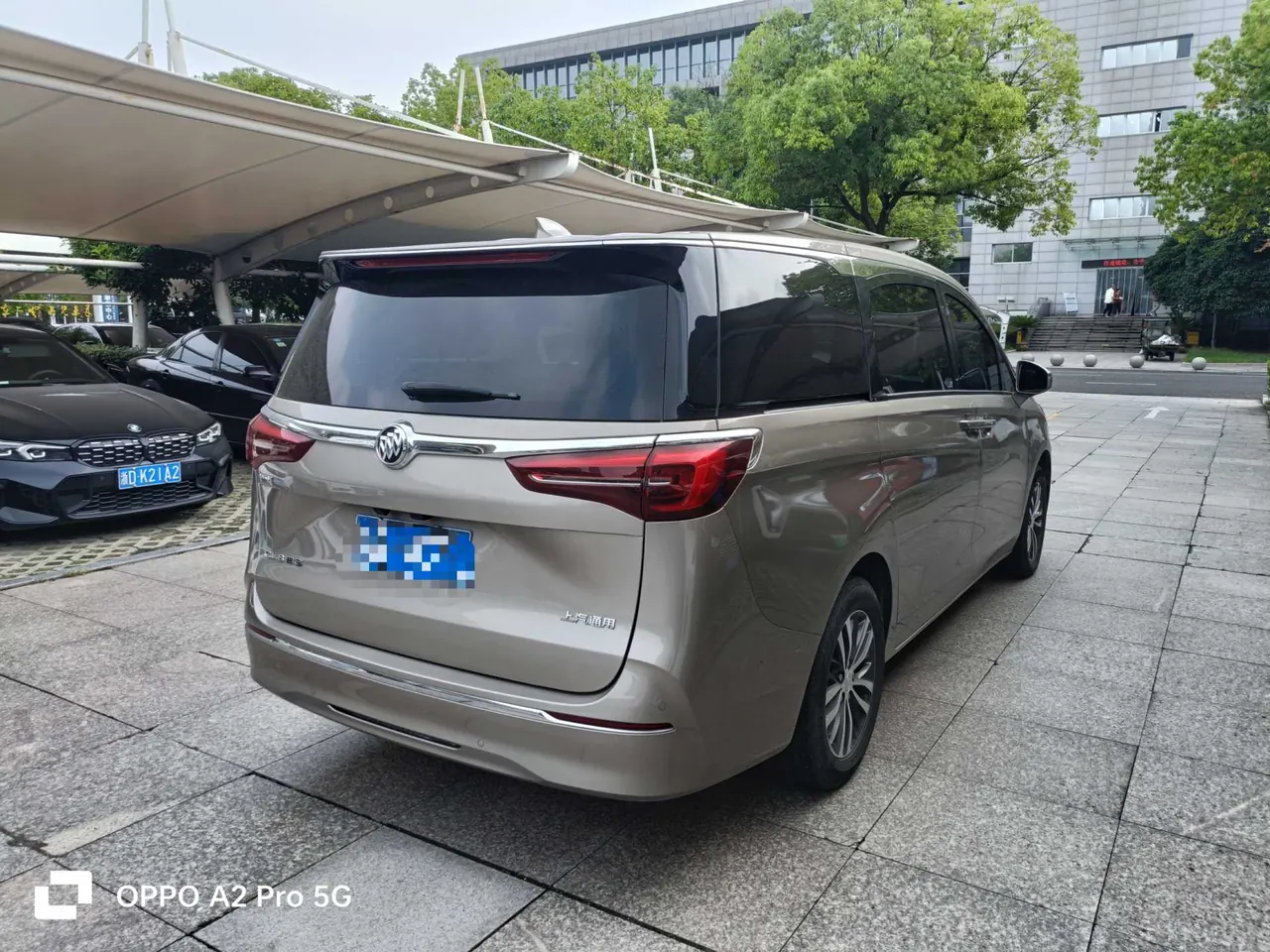 Buick 2022 GL8 ES Lu Zun 48V 2.0T 653T Luxury Automatic Gear 5
