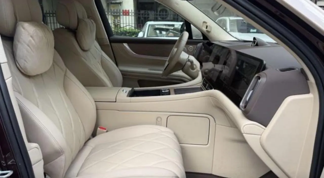 AITO 2025 AITO M9 EV Pure Electric Ultra Edition 100kWh6-seat Edition Automatic Gear 5