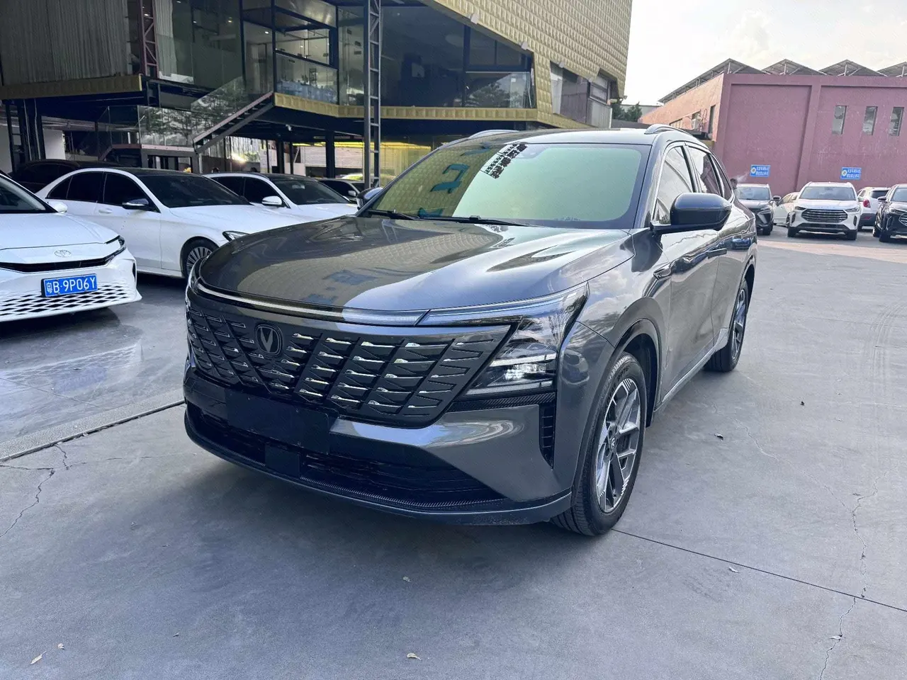 Open image lightbox: ChangAn 2025 CS75 PLUS 1.5T New Blue Whale Prestige Automatic