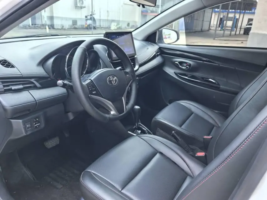 Toyota yaris 2022 YARiS L Zhixuan X 1.5 Stepless Leading PLUS Edition Automatic Gear 4