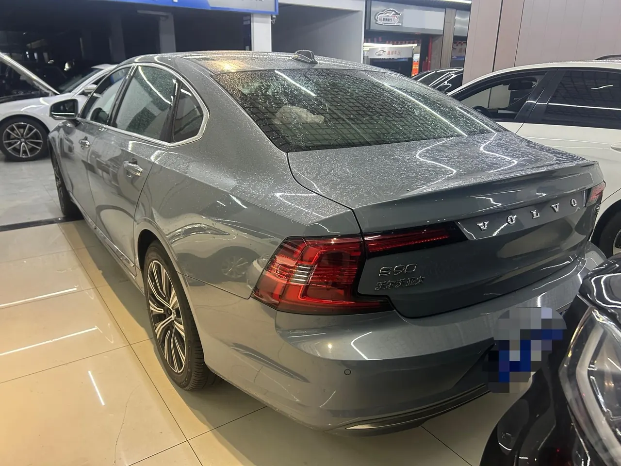 Volvo 2021 S90 48V 2.0T B5 Zhiyuan Deluxe Edition Automatic Gear 4