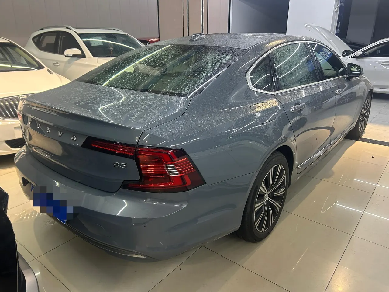 Volvo 2021 S90 48V 2.0T B5 Zhiyuan Deluxe Edition Automatic Gear 5