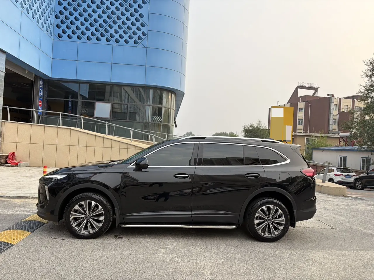 Buick 2025 Angkewei Plus 2.0T 28T Two-Drive Platinum Edition Automatic Gear 3