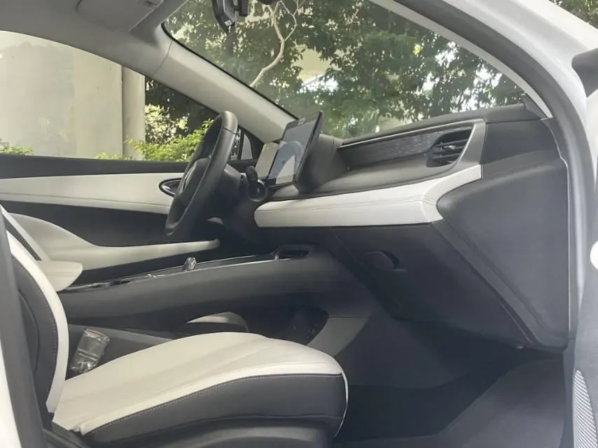 BYD 2025 seals 05 DM-i 1.5 stepless smart driving version 55KM luxury automatic gear 8