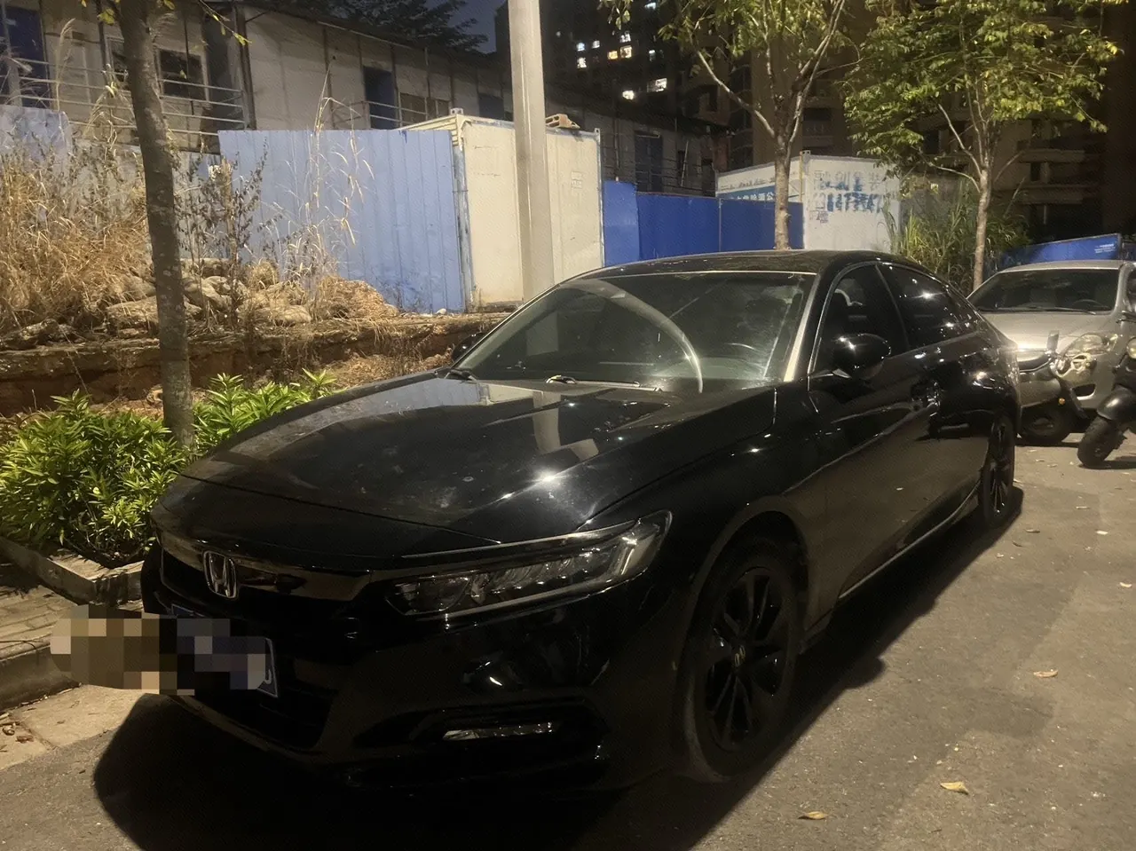 打开图片灯箱:Honda 2021 10th Generation Accord 1.5T Stepless 260TURBO Luxury Star Limited Edition Automatic Gear