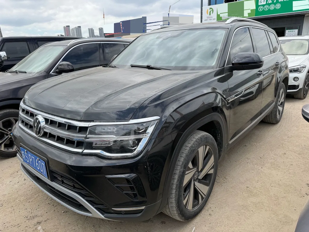 Open image lightbox: Volkswagen 2022 Tuang 2.0TSI 380TSI 4WD Respect Deluxe Automatic Transmission