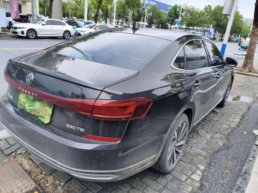 Volkswagen 2022 Passat 2.0TSI 330TSI Star Elite Edition Automatic Gear 3