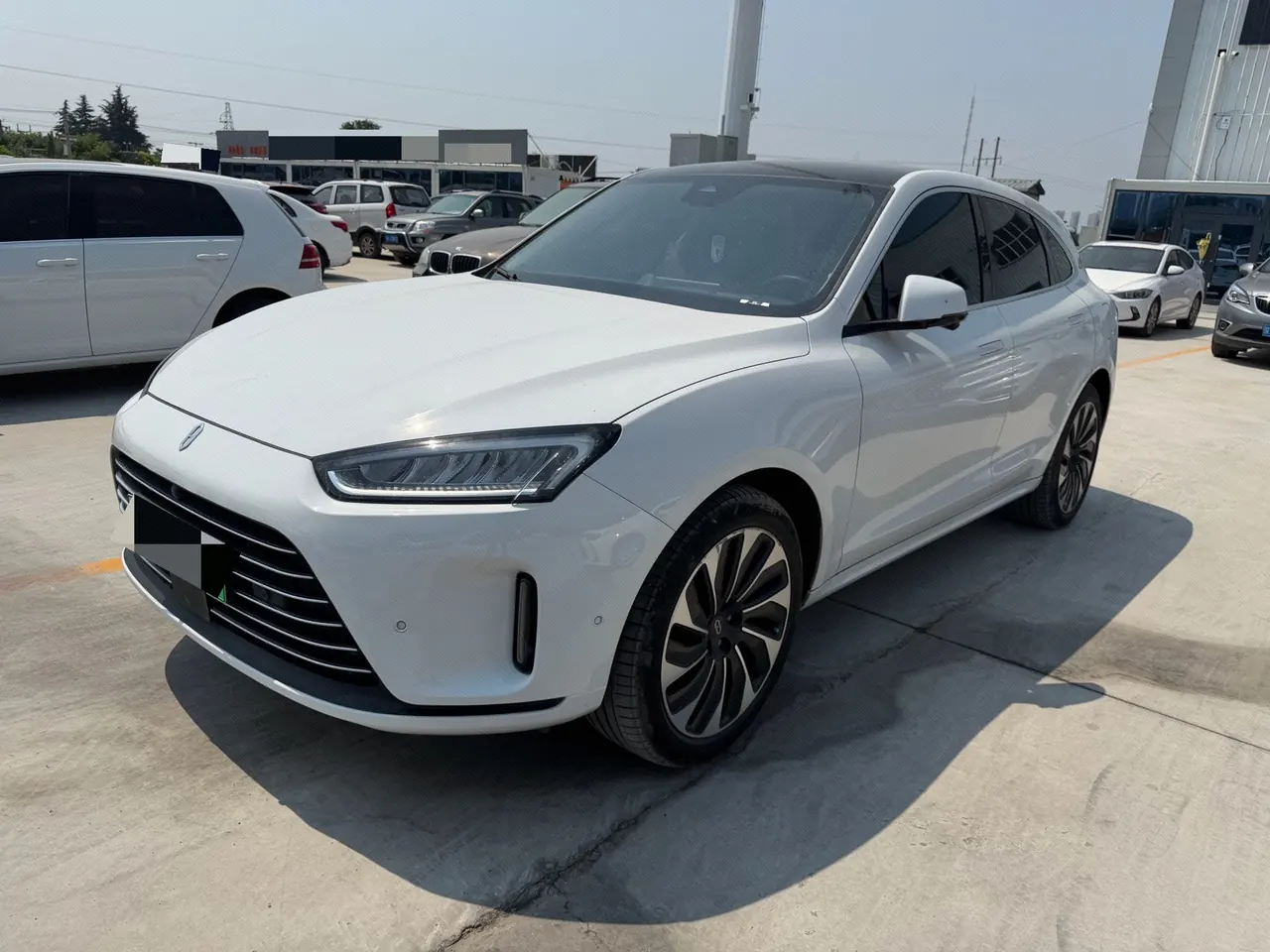 打开图片灯箱:AITO 2022 AITO M5 1.5T Four-wheel Drive Performance Edition Automatic Gear