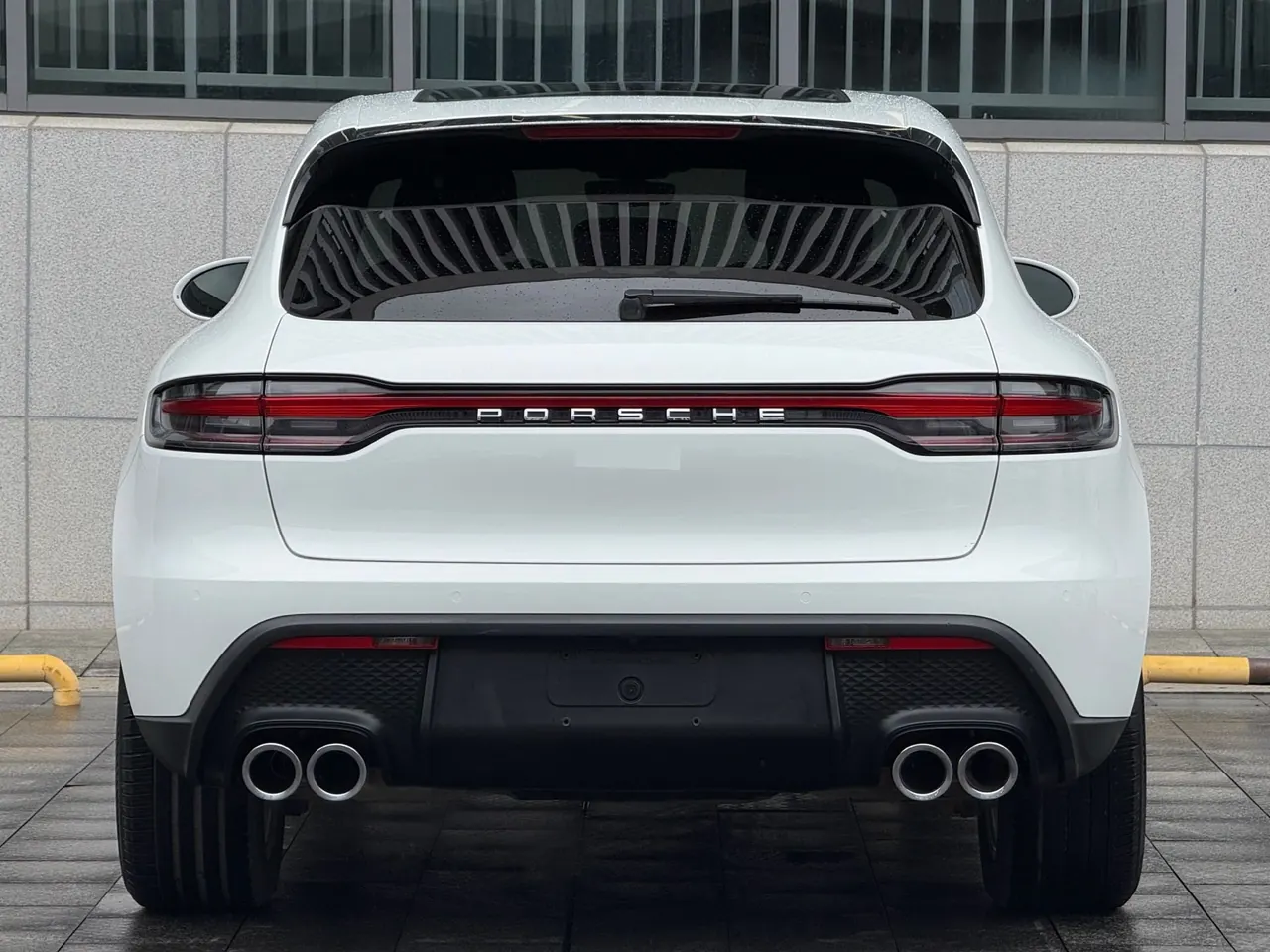 Porsche Macan (Imported) 2022 Macan 2.0T Automatic Gear 3