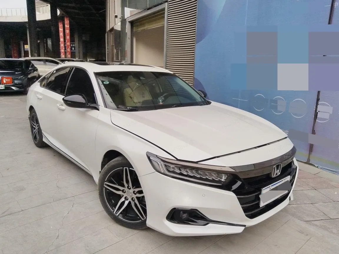 Honda 2022 10th Generation Accord 1.5T Stepless 260TURBO Magic Night Premium Edition Automatic Gear 4