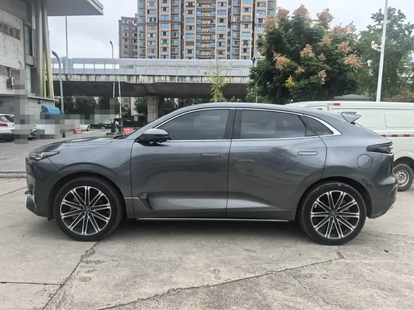 ChangAn 2022 UNI-K iDD 1.5T Blue Whale iDD Honorable Automatic Gear 6
