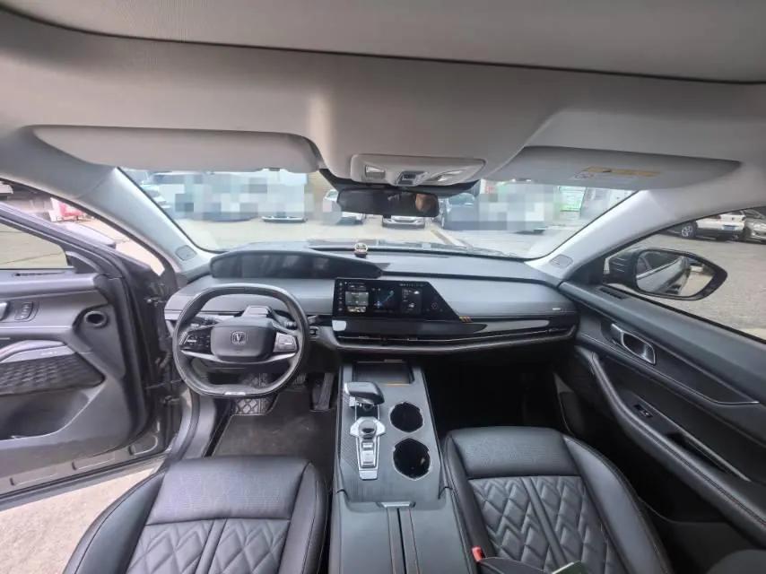ChangAn 2022 UNI-K iDD 1.5T Blue Whale iDD Honorable Automatic Gear 8