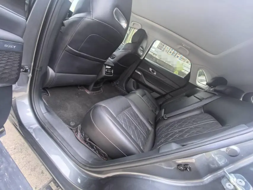 ChangAn 2022 UNI-K iDD 1.5T Blue Whale iDD Honorable Automatic Gear 9