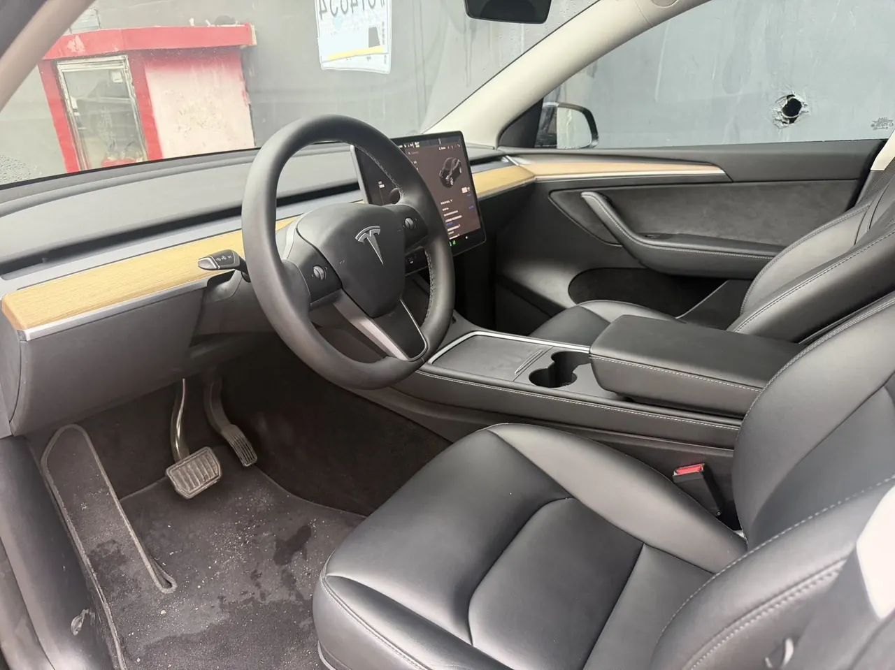 Tesla 2022 Model Y rear-wheel drive version (facelift) automatic gear 4