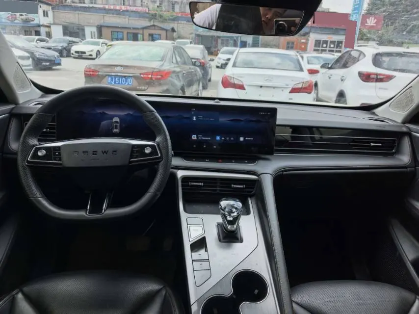 Roewe 2022 RX5 1.5TGI 330TGI Super Ultimate Automatic Gear 3