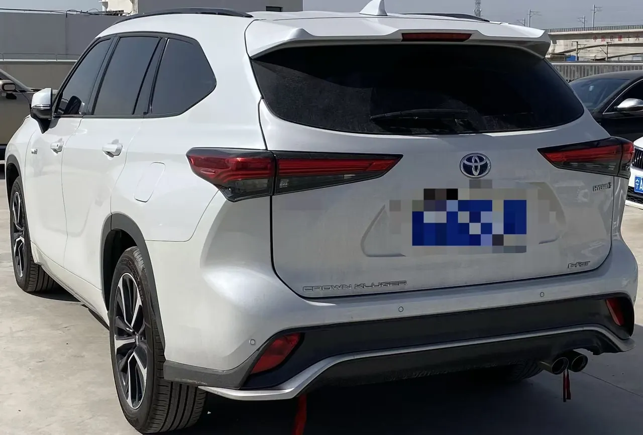 Toyota 2022 Crown Land Release 2.5 Stepless Four-wheel Drive Premium Edition Automatic Gear 6