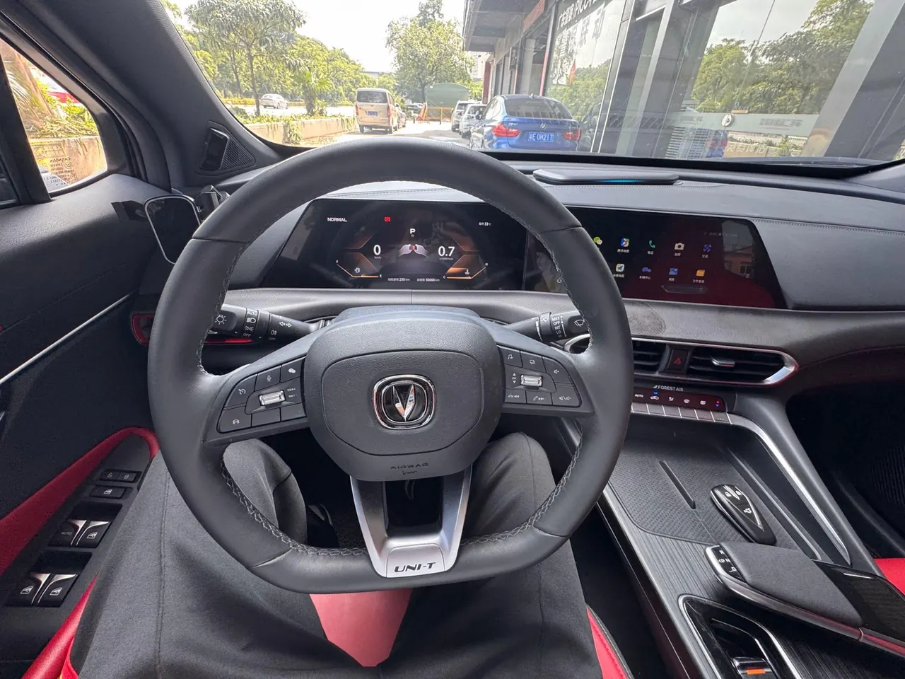 ChangAn 2022 UNI-T 1.5T Excellent Automatic Gear 4