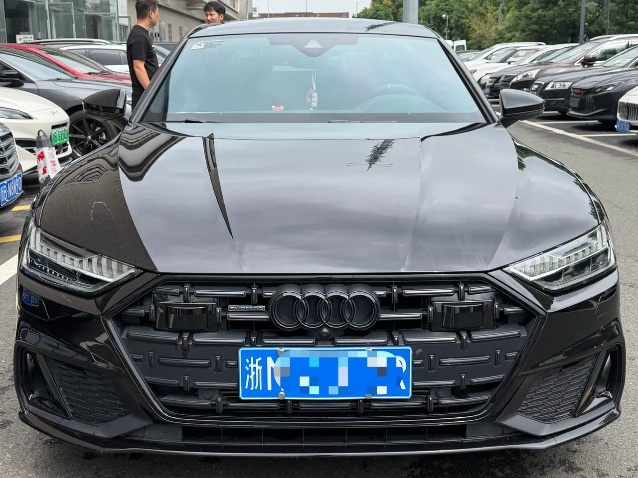 Audi 2022 A7L 48V 3.0TFSI 55TFSI Quattro S-line Zhiyuan Obsidian Black Suit Automatic Gear 2