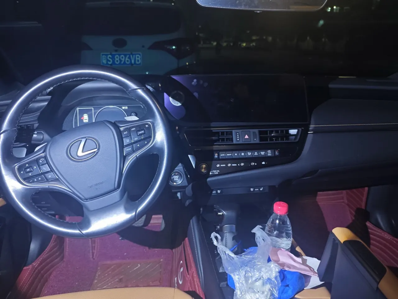Lexus ES (Imported) 2022 ES200 2.0 Stepless Premium Edition Automatic Gear 6