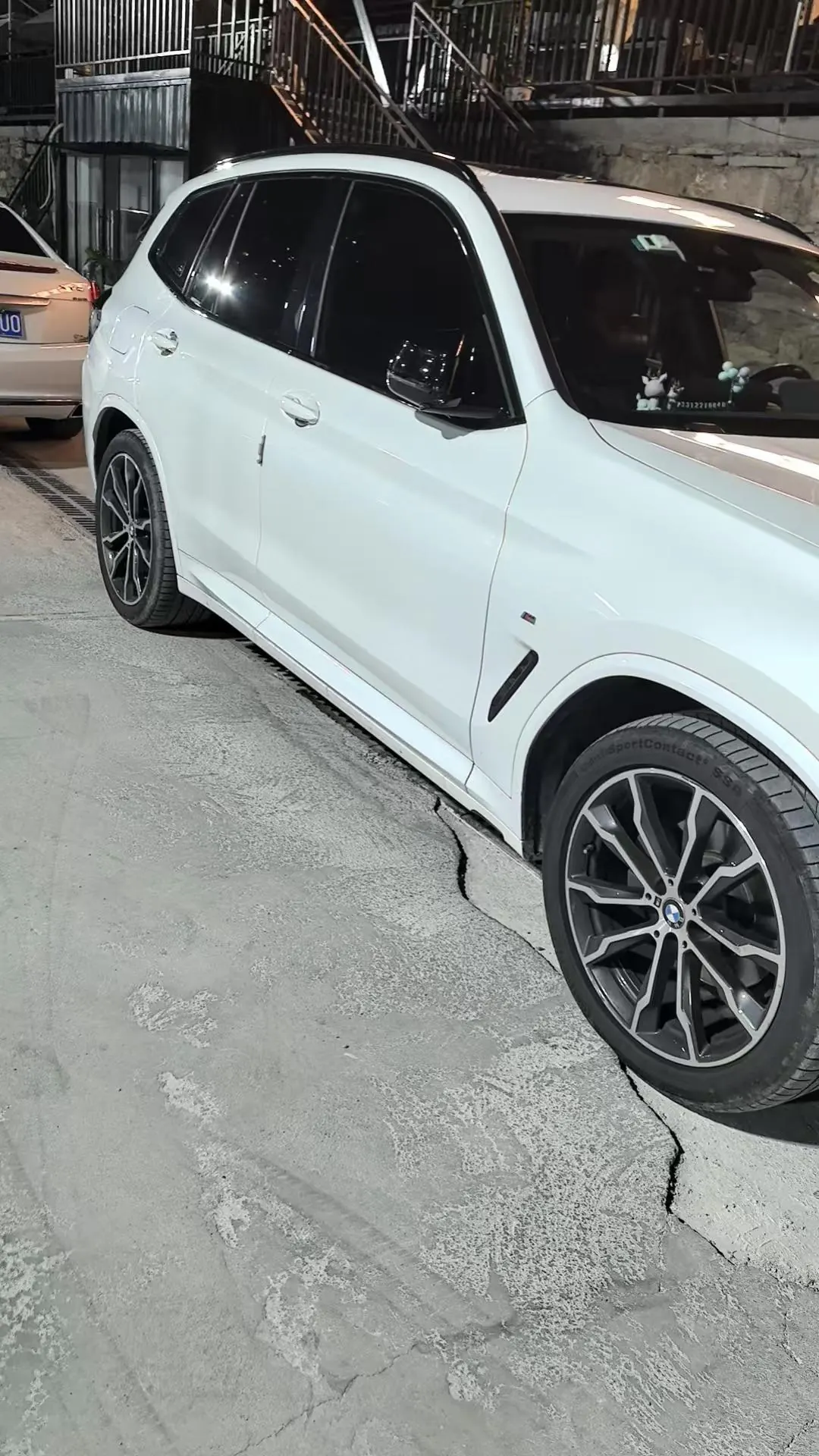 BMW 2022 X3 xDrive30i 2.0T Leading M Obsidian Night Suit Automatic Gear 4
