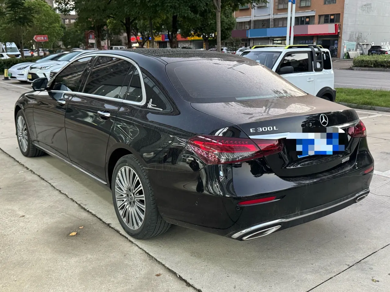Mercedes Benz E Class 2022 E 300 L 2.0T Honorable Model (Modified II) Automatic Gear 2