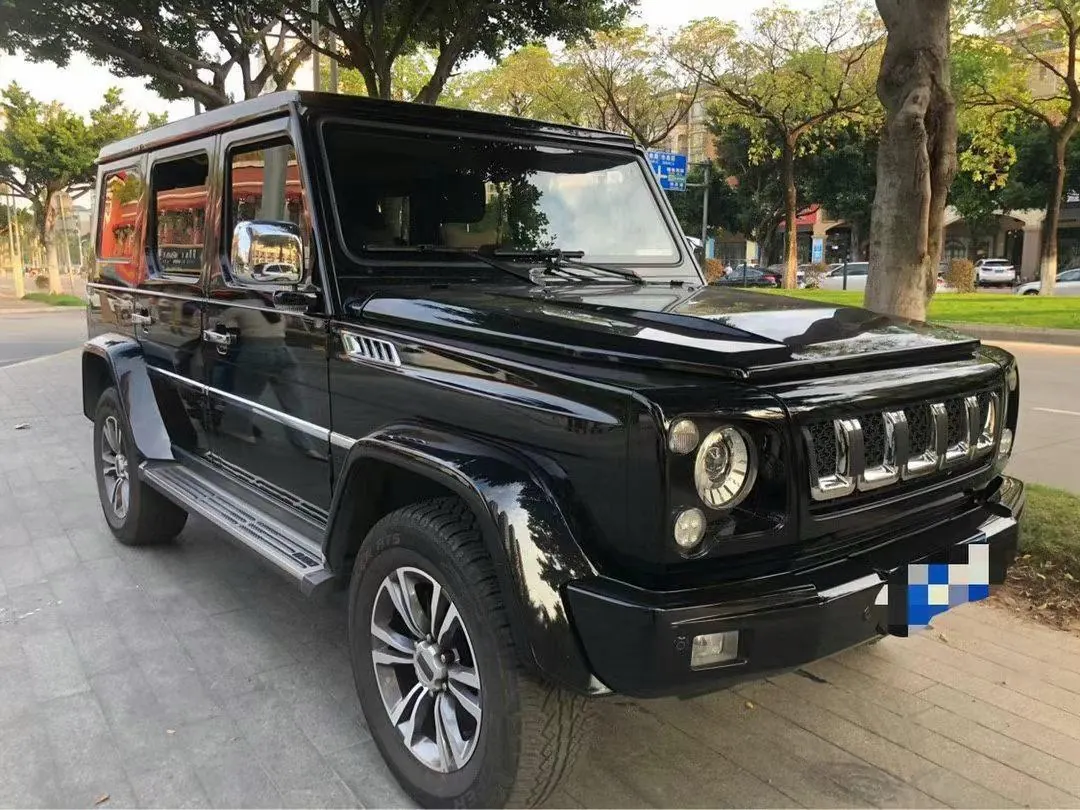 Beijing 2020 BJ80 3.0T Glory Flagship Automatic Gear 3