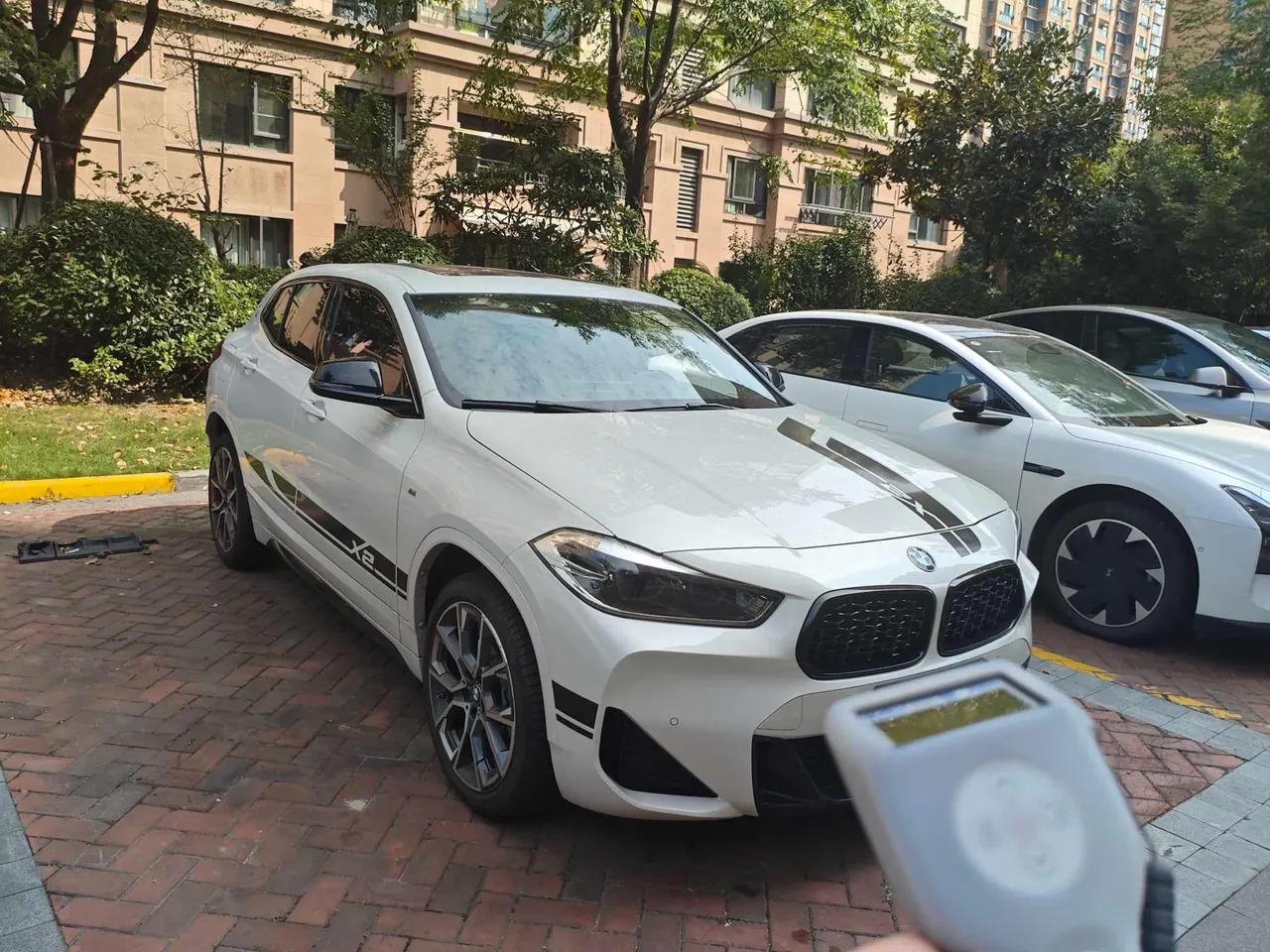 BMW 2022 X2 sDrive25i 2.0T Obsidian Night Edition Automatic Gear 2