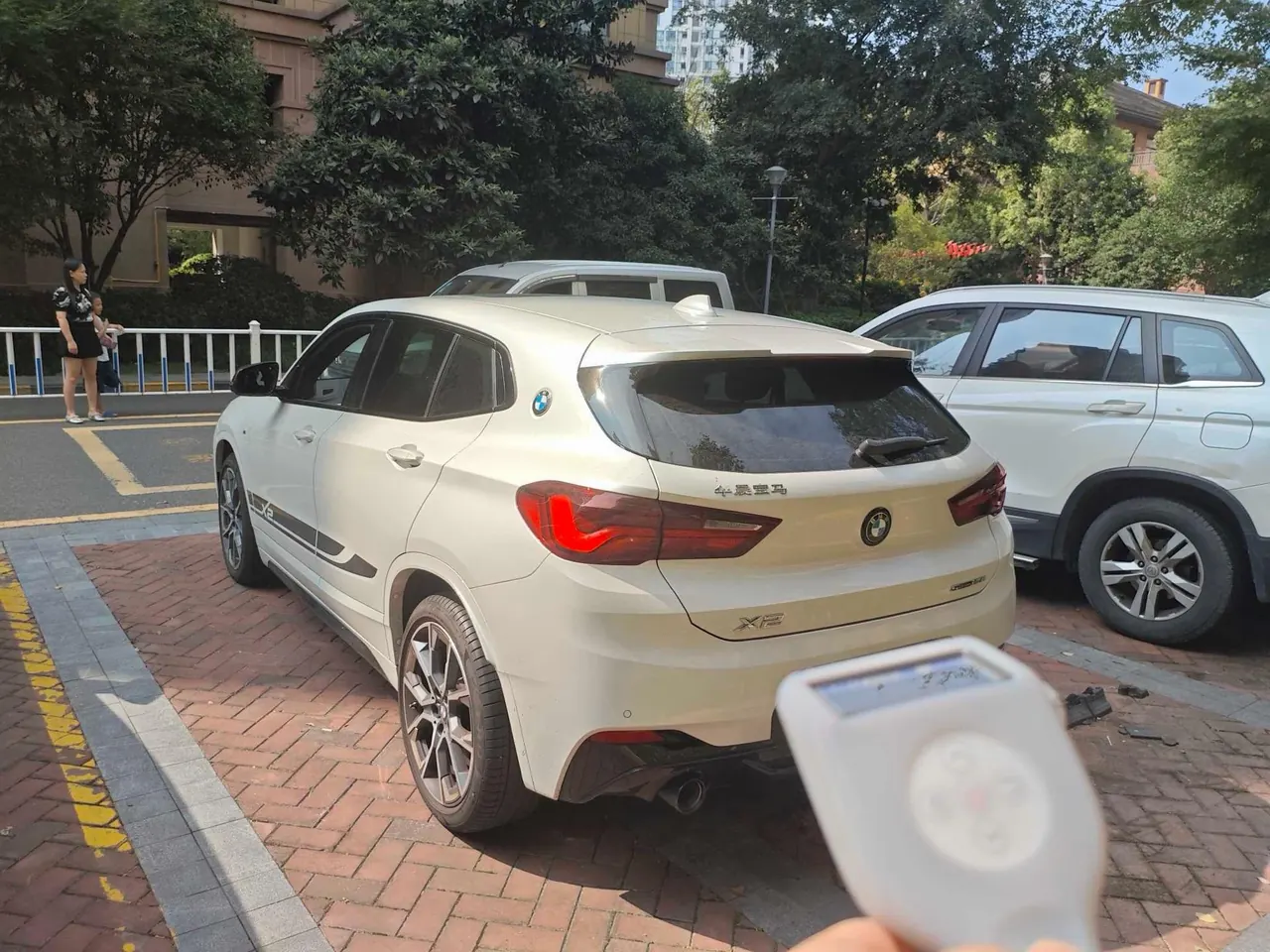 BMW 2022 X2 sDrive25i 2.0T Obsidian Night Edition Automatic Gear 4